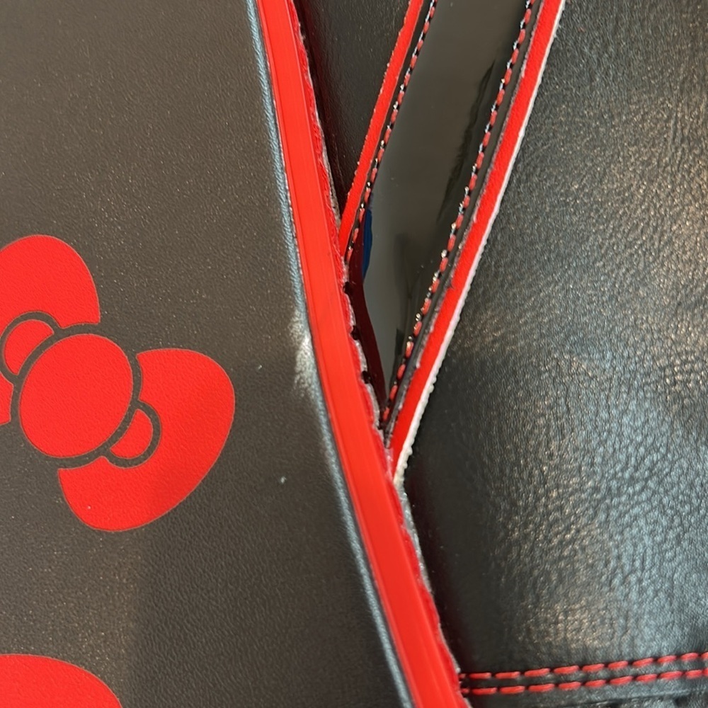 Y. R. U. Qozmo Hello Kitty Bow Black/Red Hello Ki… - image 3